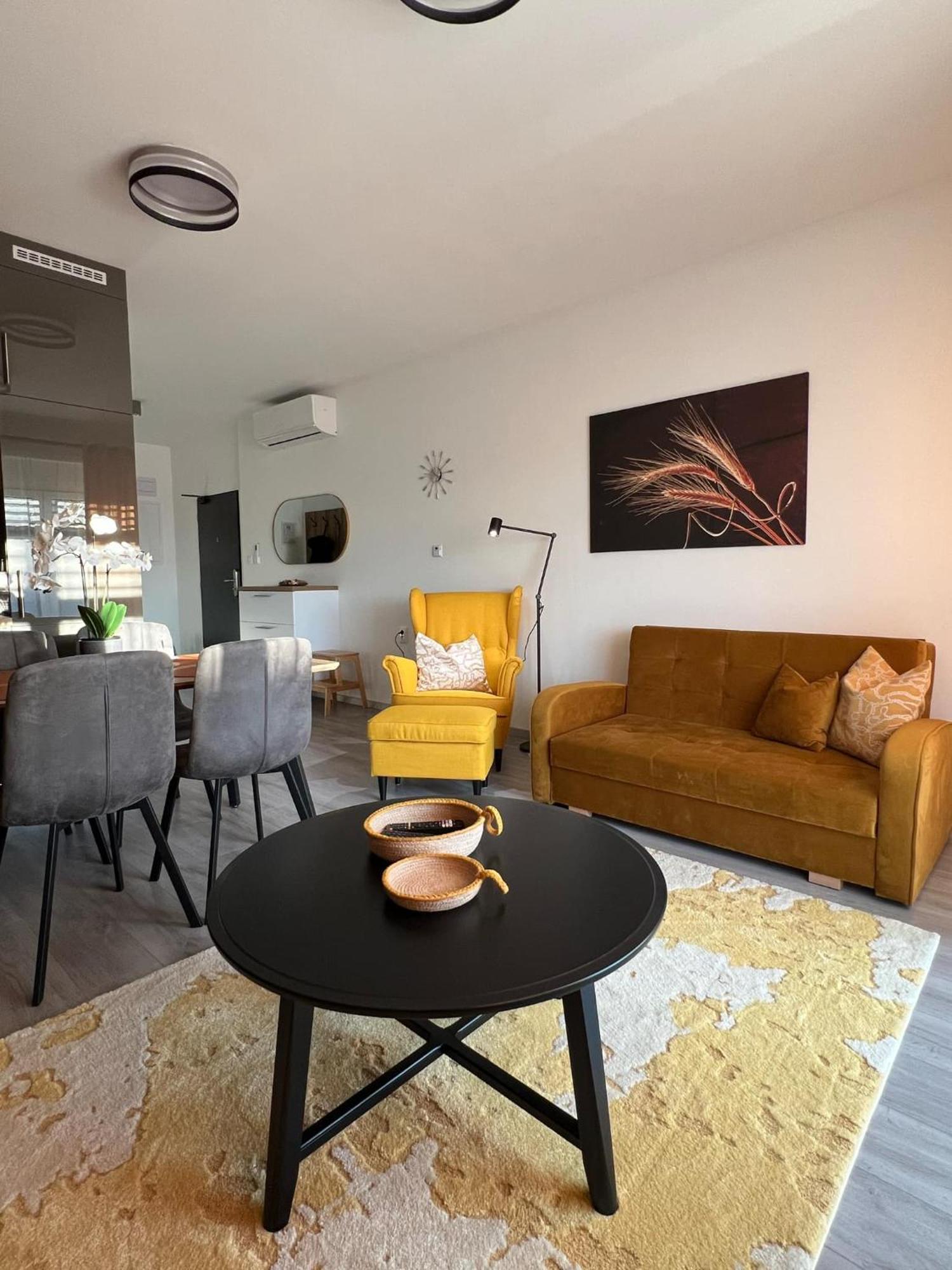 Harmonia Riva Apartman B11 Dunajská Streda المظهر الخارجي الصورة
